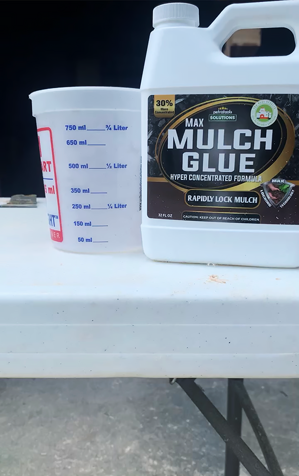 Landscaping Concentrate Mulch Glue Cover Pebble Stabilization